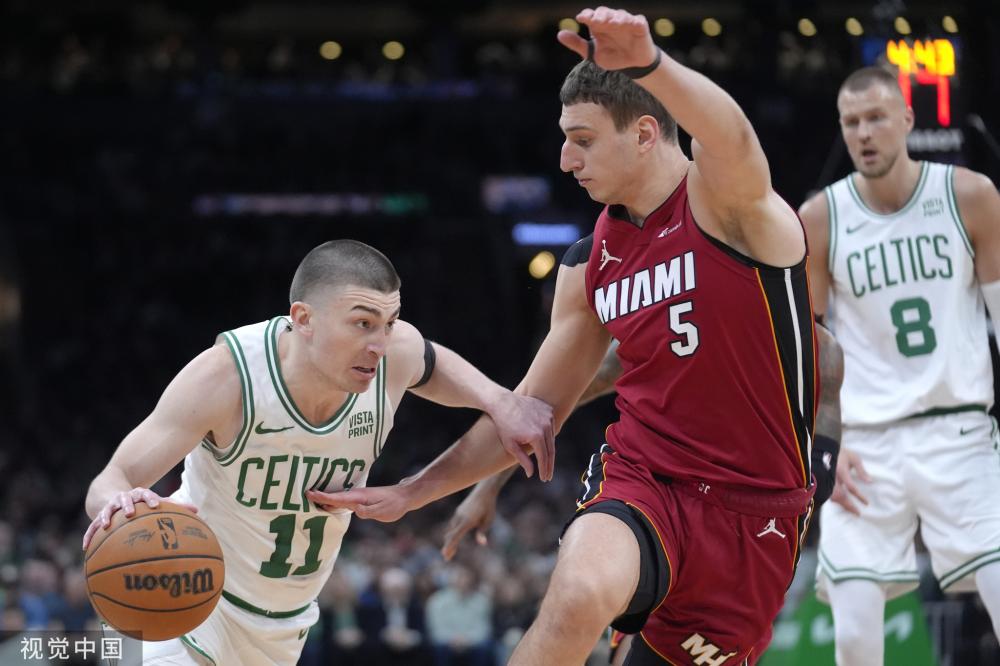 大赛中占据 大赛中占据