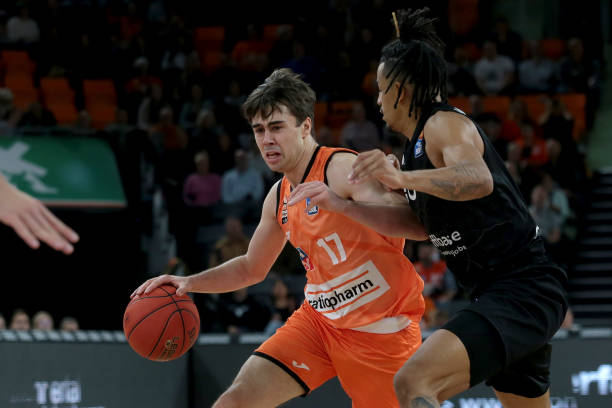 回合对决的 回合对决的